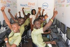 students inside Dell's solar-powered classroom