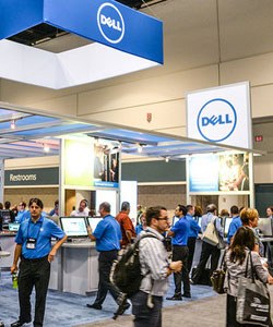 People around the Dell booth at Educause 2014